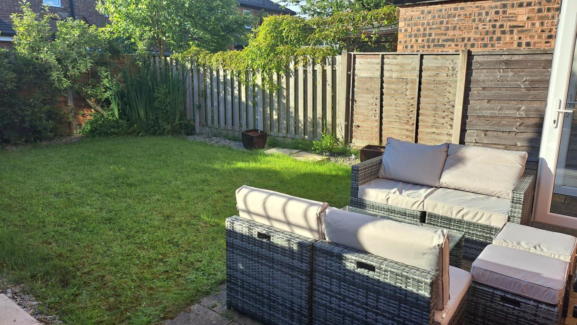 The Heart - Cosy 3 Bedroom House With Double Driveway And Garden In Манчестер Екстер'єр фото